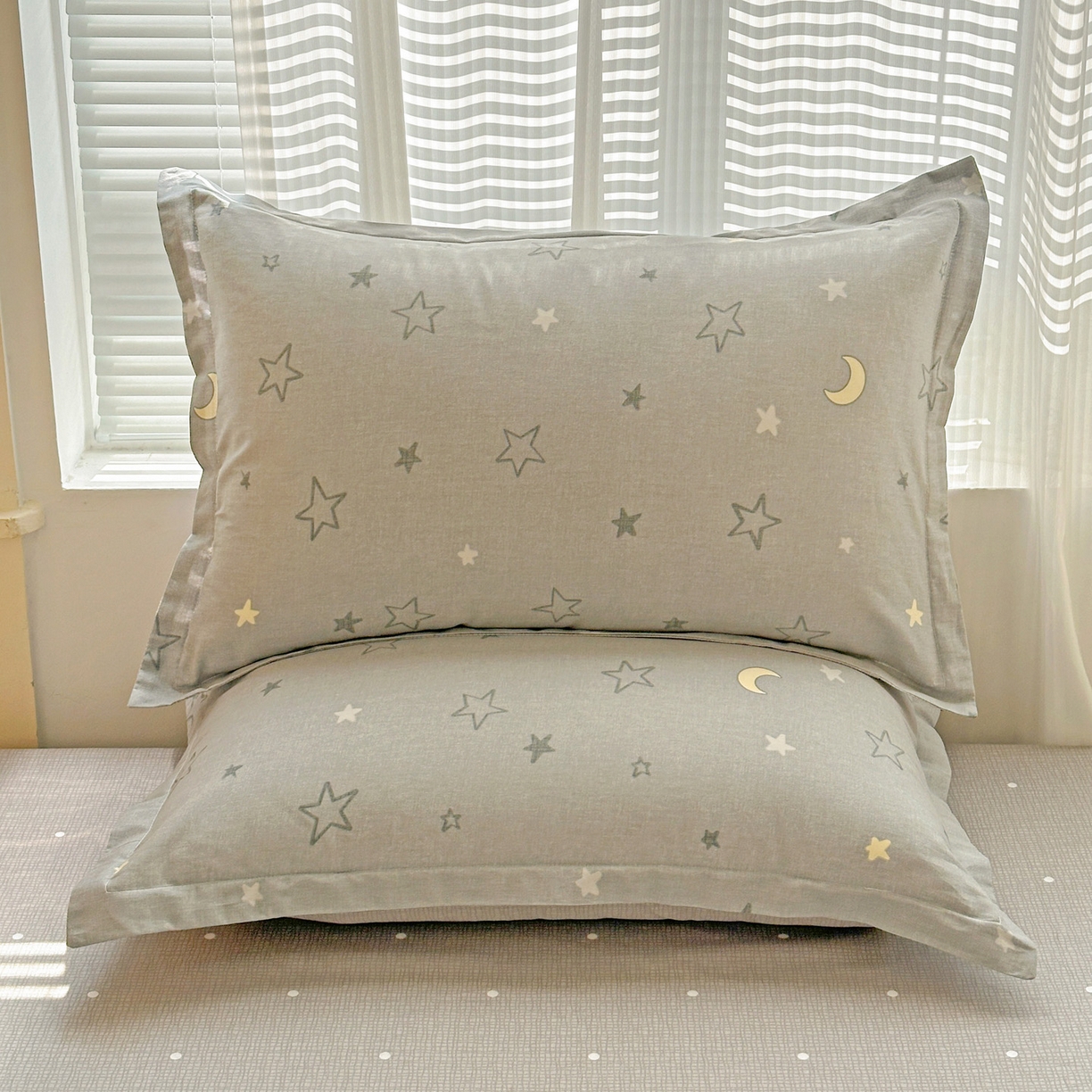 91家纺网 家纺一手货源 找家纺 春雨家居 2026新款全棉纯棉花ins减龄可爱小清新四件套 暮洛星