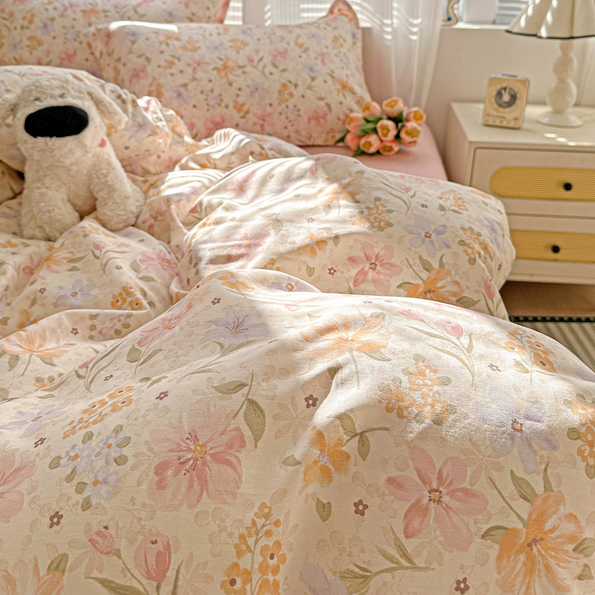 91家纺网 家纺一手货源 找家纺 春雨家居 2026新款全棉纯棉花ins减龄可爱小清新四件套 苏糖-粉