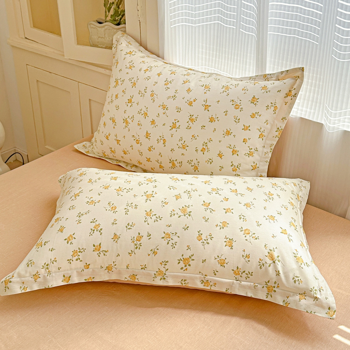 91家纺网 家纺一手货源 找家纺 春雨家居 2026新款全棉纯棉花ins减龄可爱小清新四件套 故事小黄花