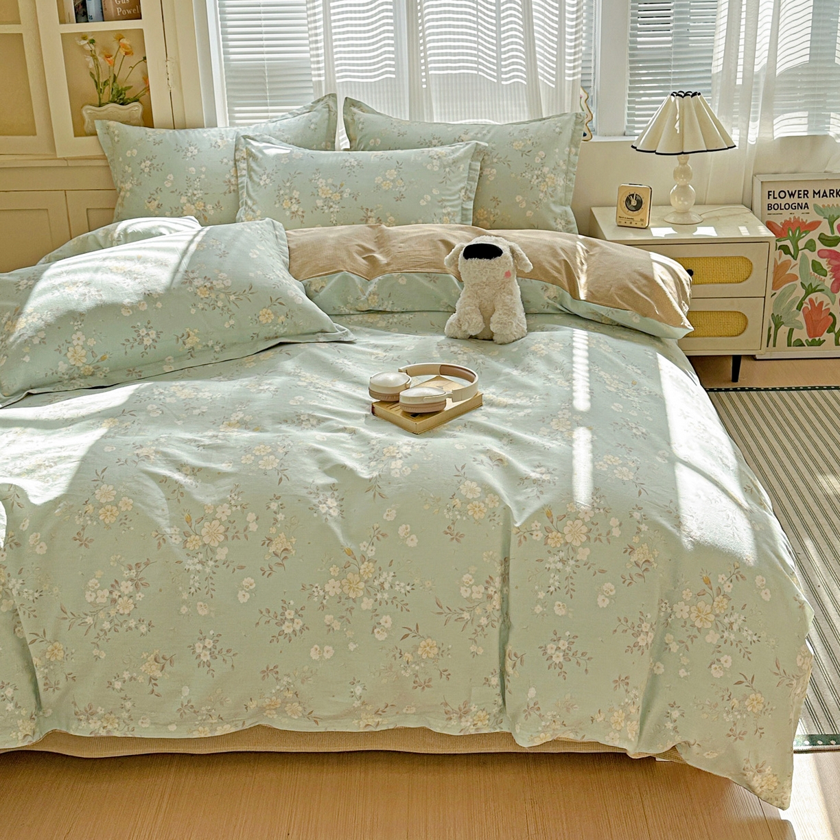 91家纺网 家纺一手货源 找家纺 春雨家居 2026新款全棉纯棉花ins减龄可爱小清新四件套 苏林-绿