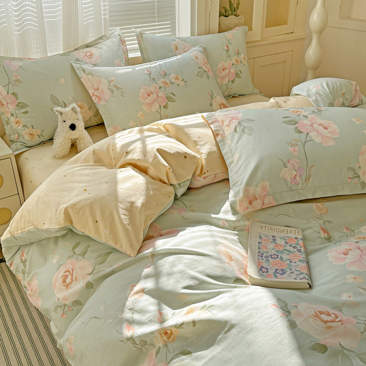 91家纺网 家纺一手货源 找家纺 春雨家居 2026新款全棉纯棉花ins减龄可爱小清新四件套 夏日花莳