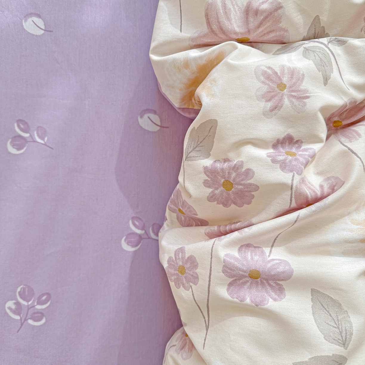 91家纺网 家纺一手货源 找家纺 春雨家居 2026新款全棉纯棉花ins减龄可爱小清新四件套 秋日确幸-豆沙