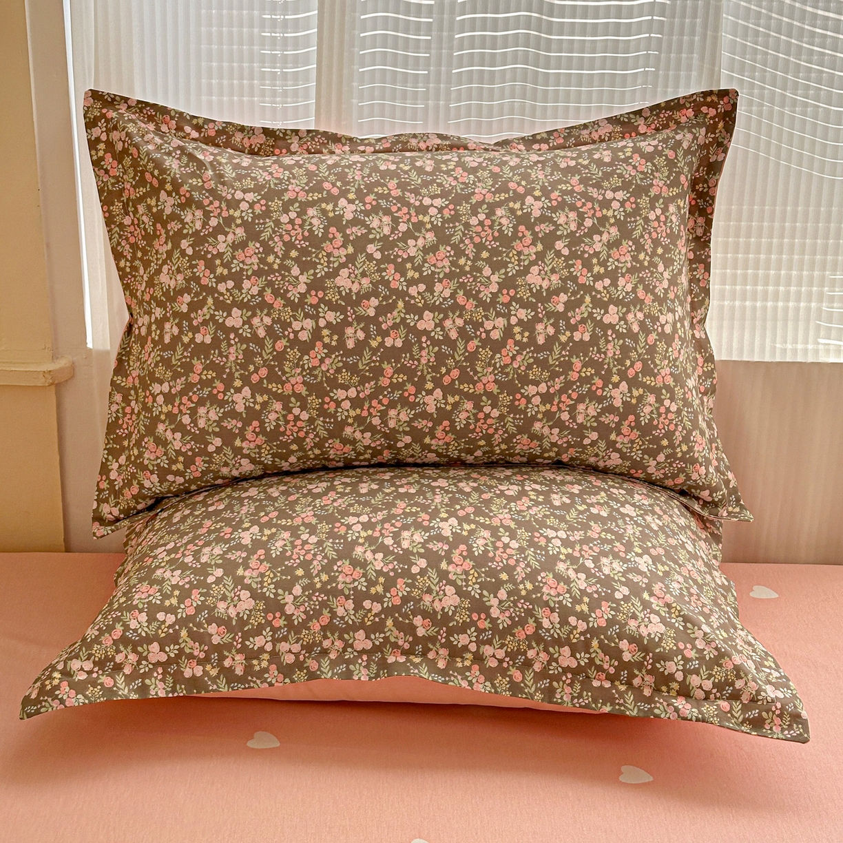 91家纺网 家纺一手货源 找家纺 春雨家居 2026新款全棉纯棉花ins减龄可爱小清新四件套 玉海棠