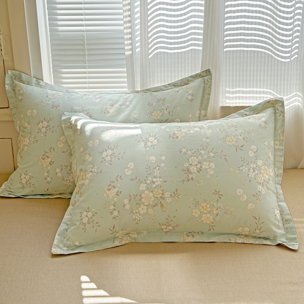 91家纺网 家纺一手货源 找家纺 春雨家居 2026新款全棉纯棉花ins减龄可爱小清新四件套 苏林-绿