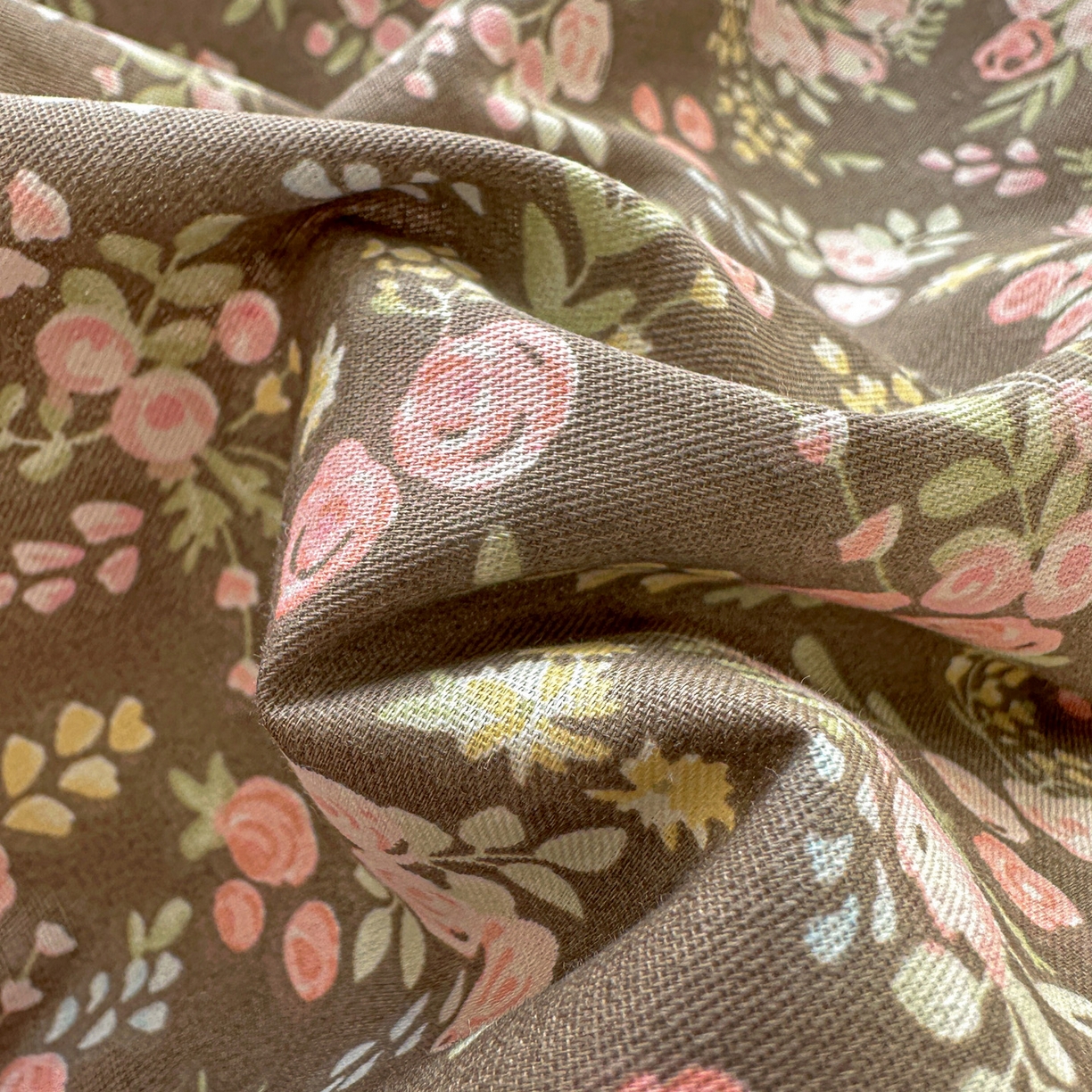 91家纺网 家纺一手货源 找家纺 春雨家居 2026新款全棉纯棉花ins减龄可爱小清新四件套 玉海棠