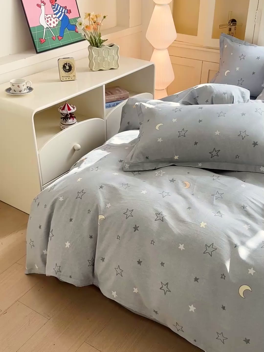 91家纺网 家纺一手货源 找家纺 春雨家居 2026新款全棉纯棉花ins减龄可爱小清新四件套 暮洛星