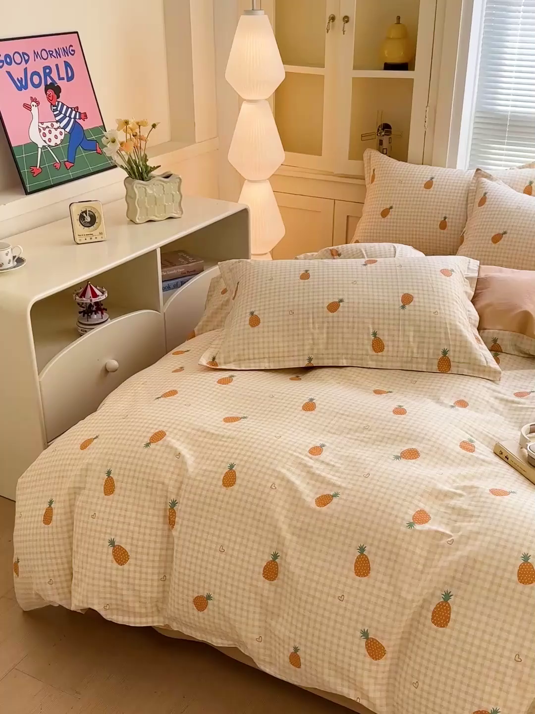 91家纺网 家纺一手货源 找家纺 春雨家居 2026新款全棉纯棉花ins减龄可爱小清新四件套 小菠萝