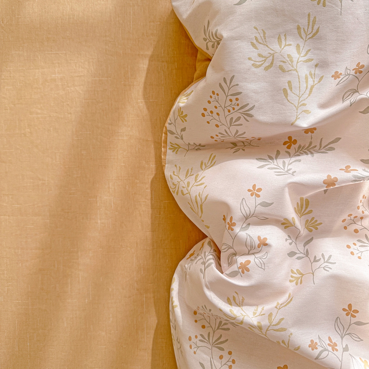 91家纺网 家纺一手货源 找家纺 春雨家居 2026新款全棉纯棉花ins减龄可爱小清新四件套 醉梦惜花