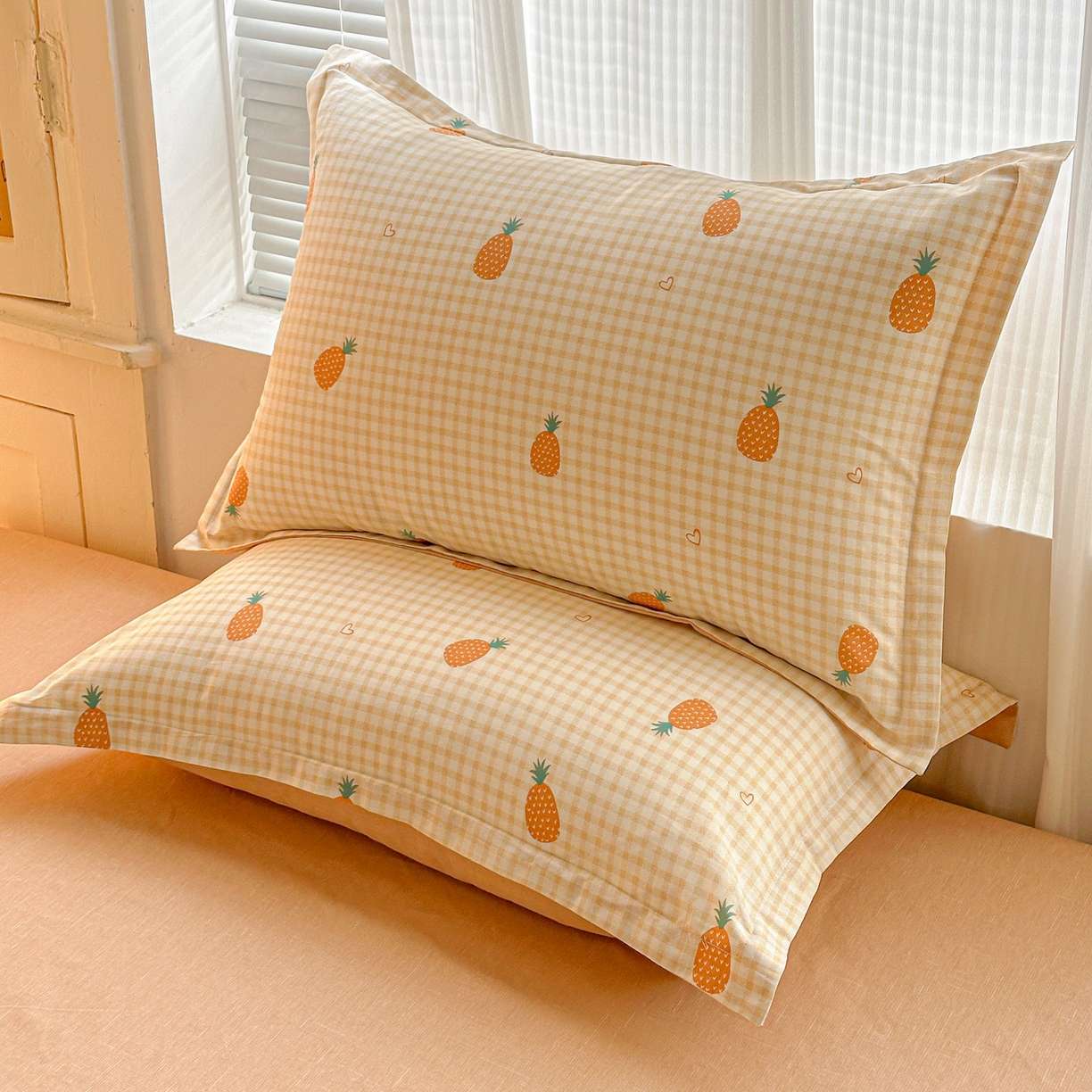 91家纺网 家纺一手货源 找家纺 春雨家居 2026新款全棉纯棉花ins减龄可爱小清新四件套 小菠萝