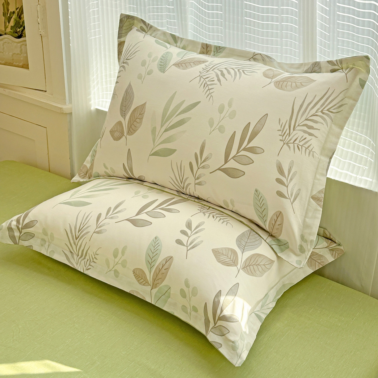 91家纺网 家纺一手货源 找家纺 春雨家居 2026新款全棉纯棉花ins减龄可爱小清新四件套 叶语轻喃-绿