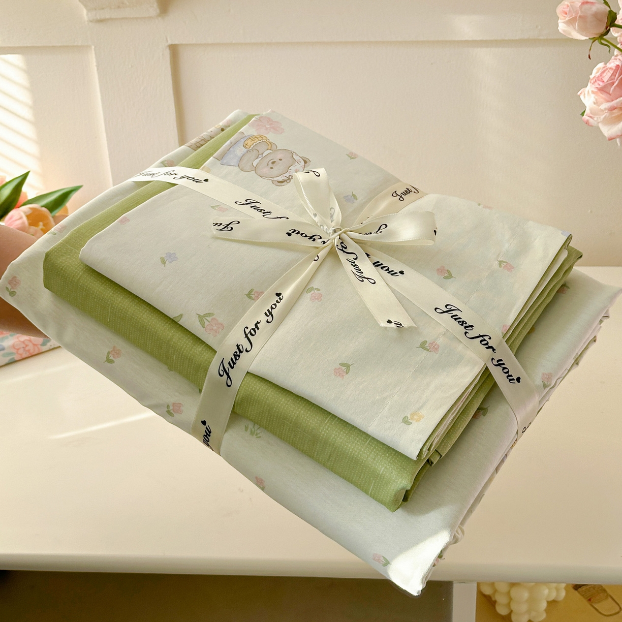 91家纺网 家纺一手货源 找家纺 春雨家居 2026新款全棉纯棉花ins减龄可爱小清新四件套 浪漫花园