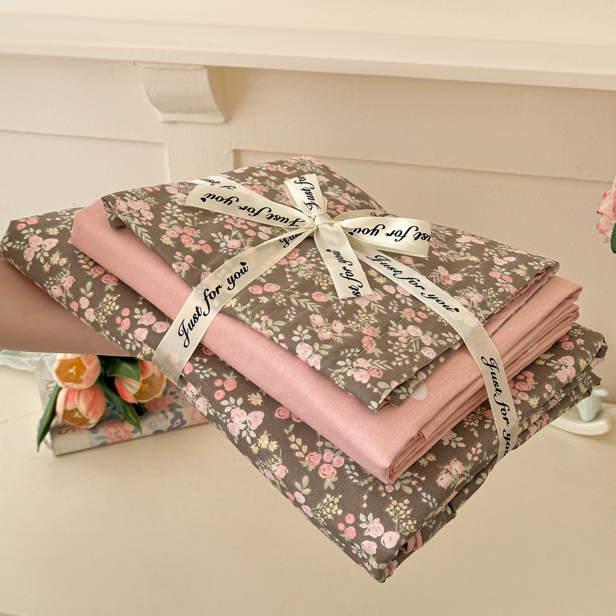 91家纺网 家纺一手货源 找家纺 春雨家居 2026新款全棉纯棉花ins减龄可爱小清新四件套 玉海棠