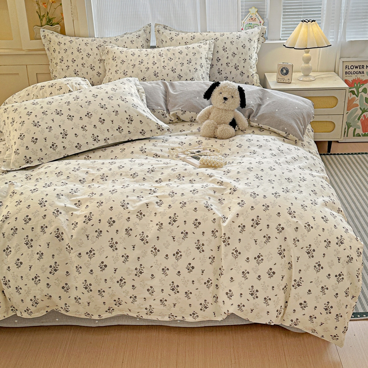 91家纺网 家纺一手货源 找家纺 春雨家居 2026新款全棉纯棉花ins减龄可爱小清新四件套 清秋夜曲