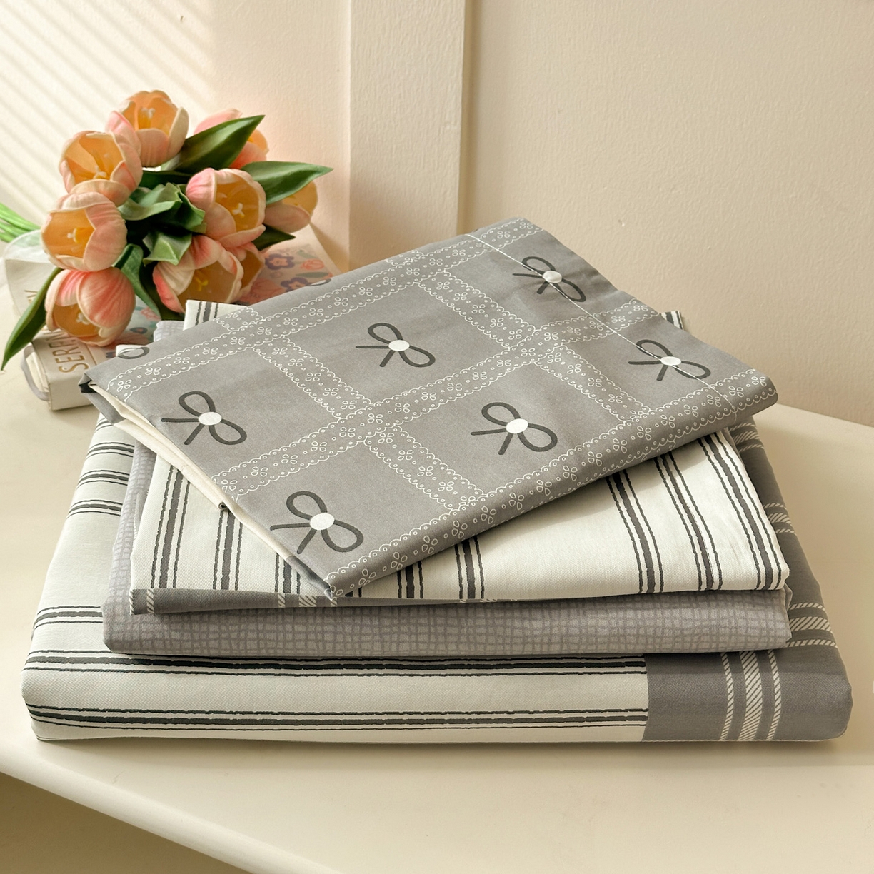 91家纺网 家纺一手货源 找家纺 春雨家居 2026新款全棉纯棉花ins减龄可爱小清新四件套 韩系拼图