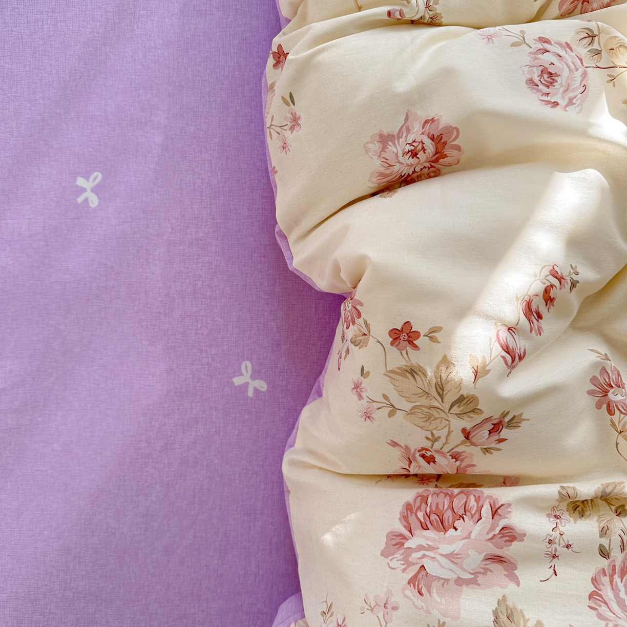 91家纺网 家纺一手货源 找家纺 春雨家居 2026新款全棉纯棉花ins减龄可爱小清新四件套 朵唯