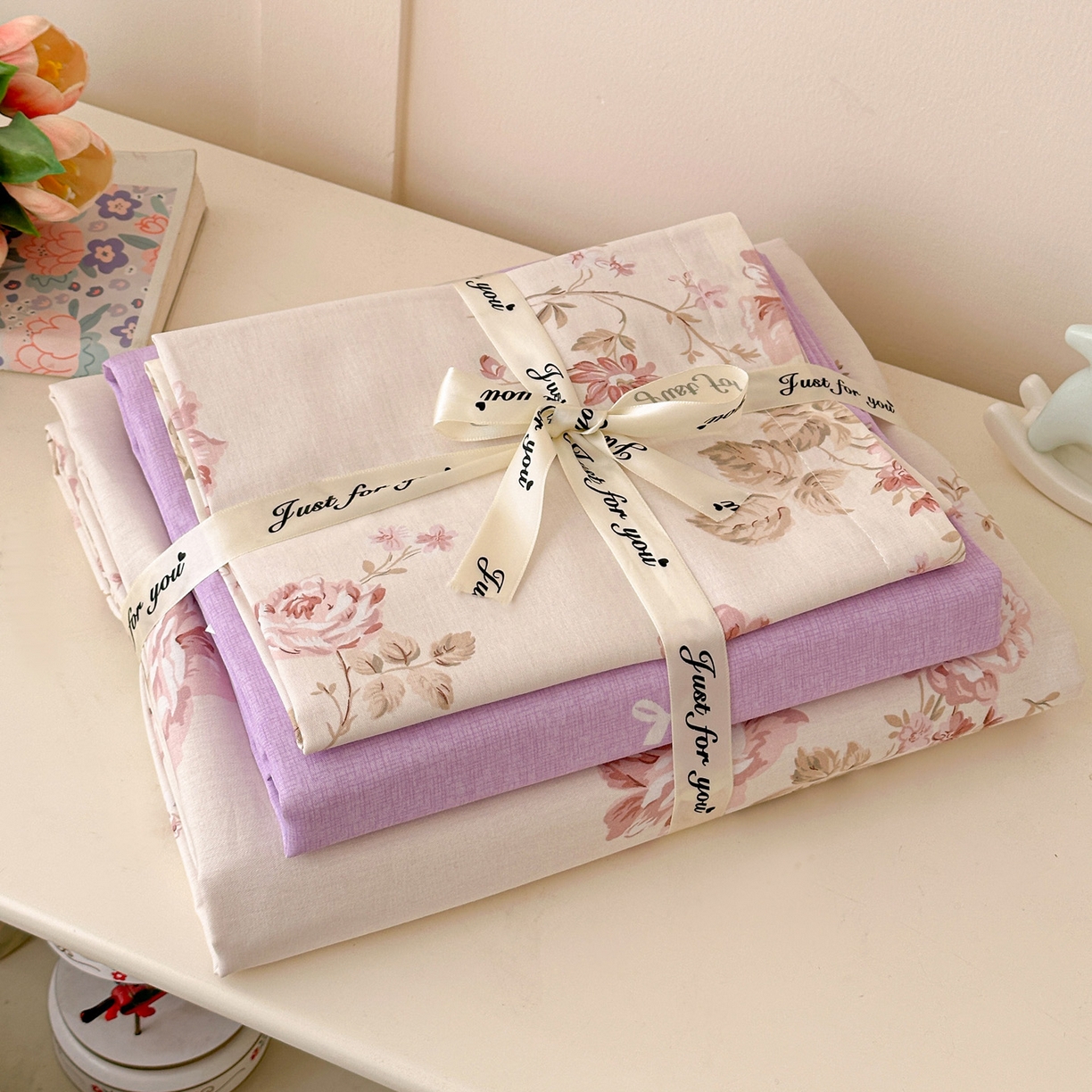 91家纺网 家纺一手货源 找家纺 春雨家居 2026新款全棉纯棉花ins减龄可爱小清新四件套 朵唯