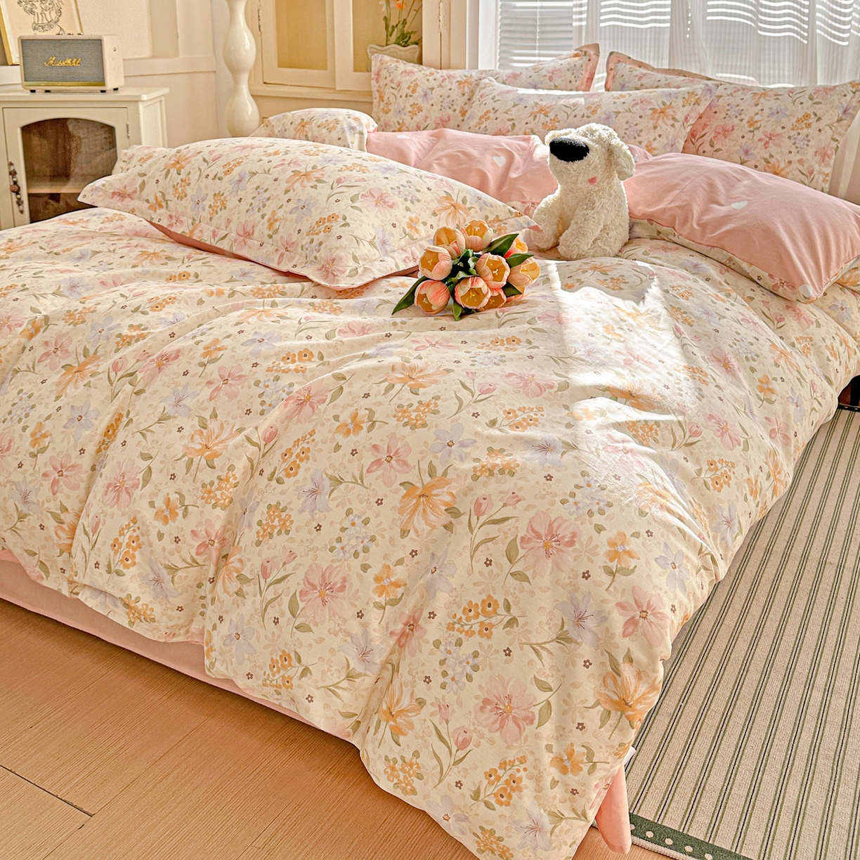 91家纺网 家纺一手货源 找家纺 春雨家居 2026新款全棉纯棉花ins减龄可爱小清新四件套 苏糖-粉