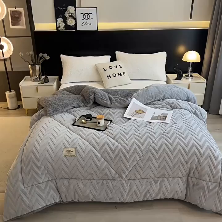 91家纺网 家纺一手货源 找家纺 （总）好尚居 2025新款水晶绒刷花冬被被子被芯