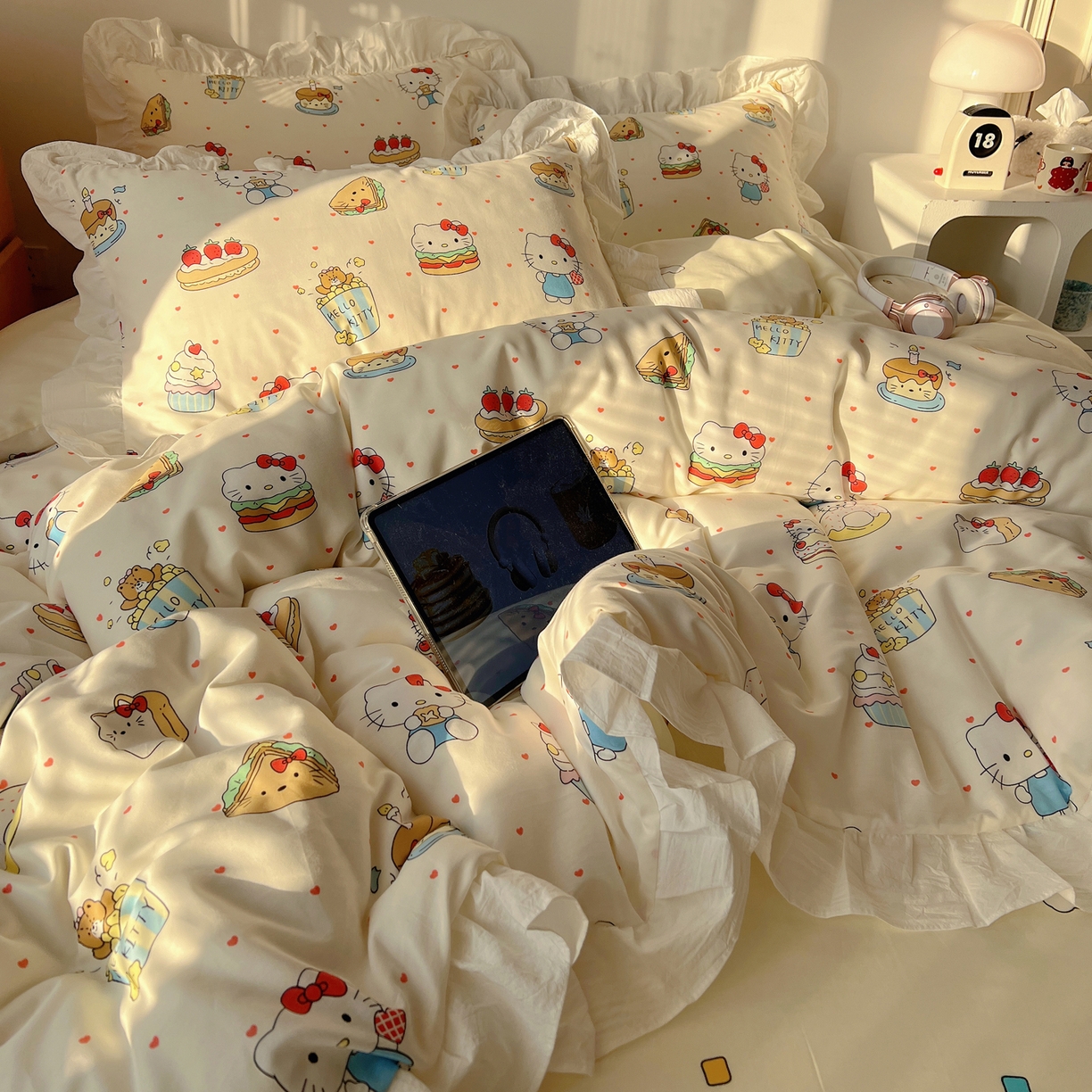 91家纺网 家纺一手货源 找家纺 （总）六巷胡同 2026春夏新款韩系可爱风花边款卡通全棉四件套（第一系列）