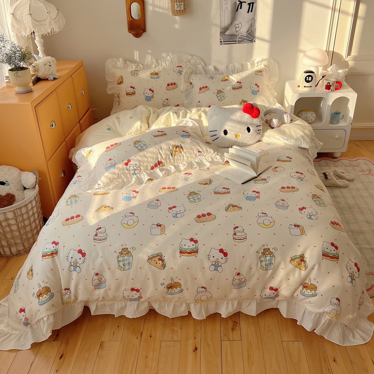 91家纺网 家纺一手货源 找家纺 六巷胡同 2026春夏新款韩系可爱风花边款卡通全棉四件套（第一系列） 花边爱心汉堡喵