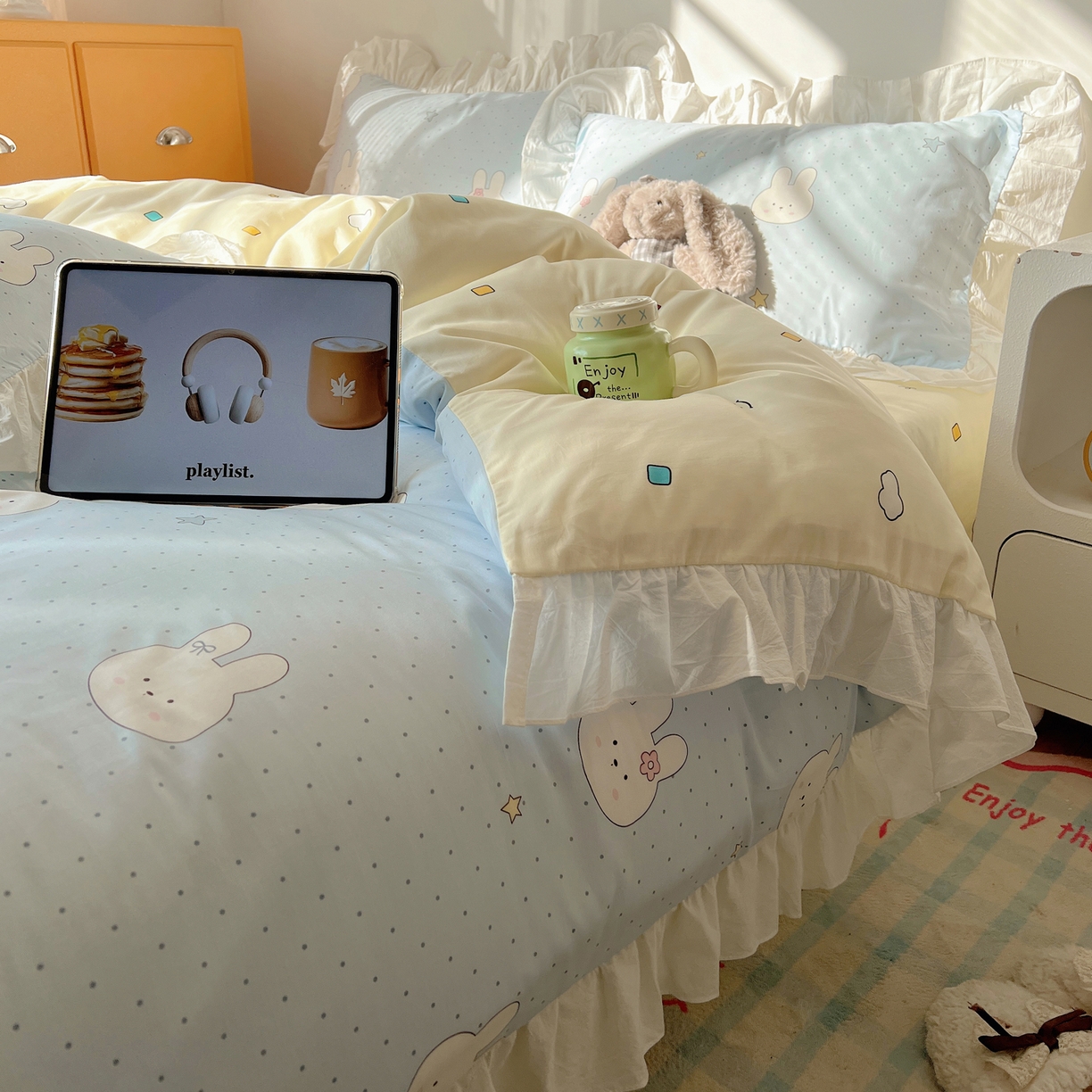 91家纺网 家纺一手货源 找家纺 六巷胡同 2026春夏新款韩系可爱风花边款卡通全棉四件套（第一系列） 花边蓝调波点兔