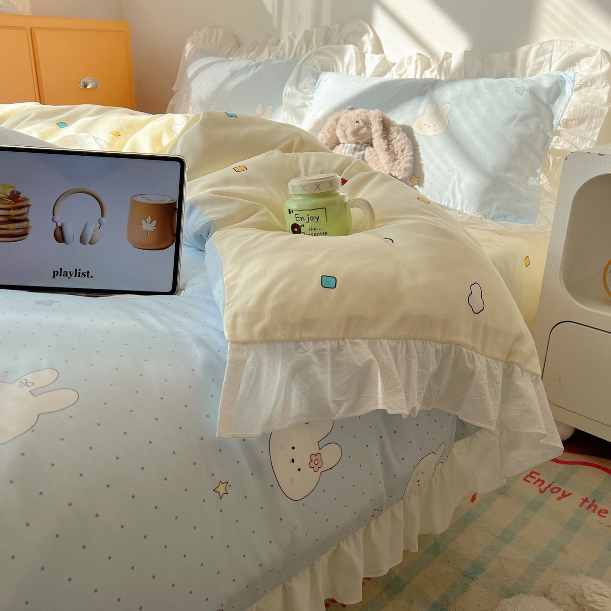 91家纺网 家纺一手货源 找家纺 六巷胡同 2026春夏新款韩系可爱风花边款卡通全棉四件套（第一系列） 花边蓝调波点兔