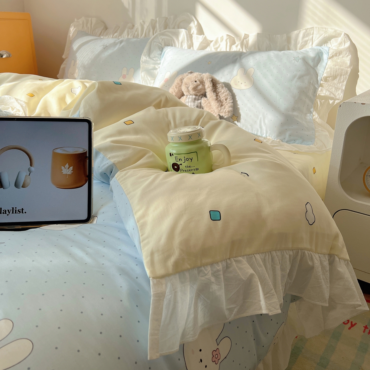 91家纺网 家纺一手货源 找家纺 六巷胡同 2026春夏新款韩系可爱风花边款卡通全棉四件套（第一系列） 花边蓝调波点兔