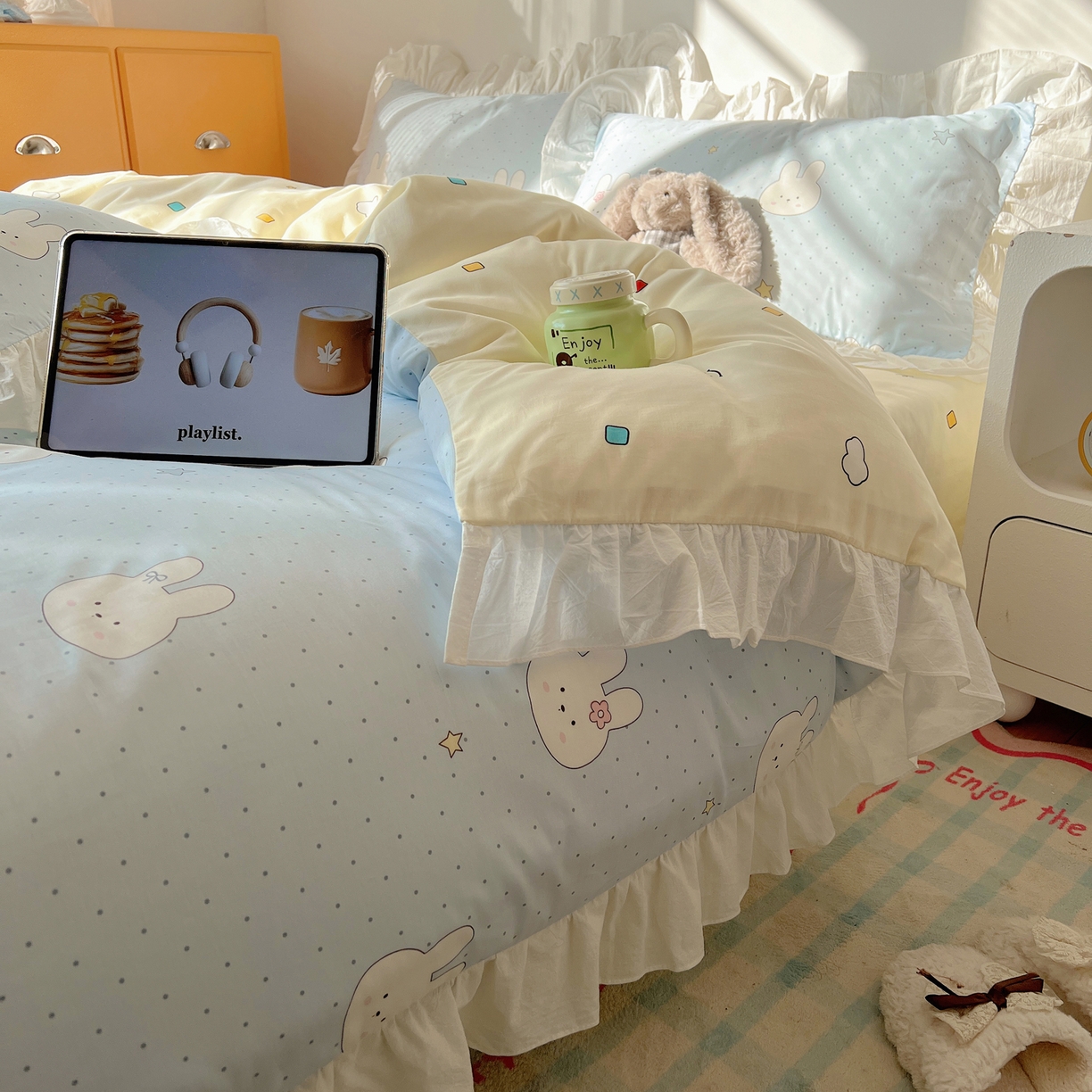 91家纺网 家纺一手货源 找家纺 六巷胡同 2026春夏新款韩系可爱风花边款卡通全棉四件套（第一系列） 花边蓝调波点兔