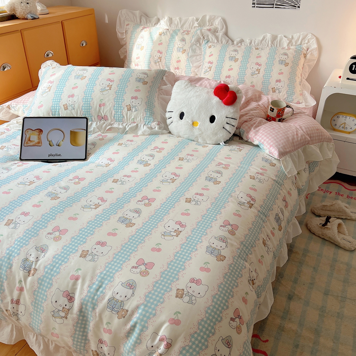 91家纺网 家纺一手货源 找家纺 六巷胡同 2026春夏新款韩系可爱风花边款卡通全棉四件套（第一系列） 花边萝莉樱桃猫