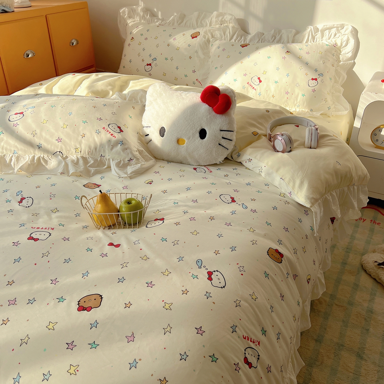 91家纺网 家纺一手货源 找家纺 六巷胡同 2026春夏新款韩系可爱风花边款卡通全棉四件套（第一系列） 花边星星萝莉猫