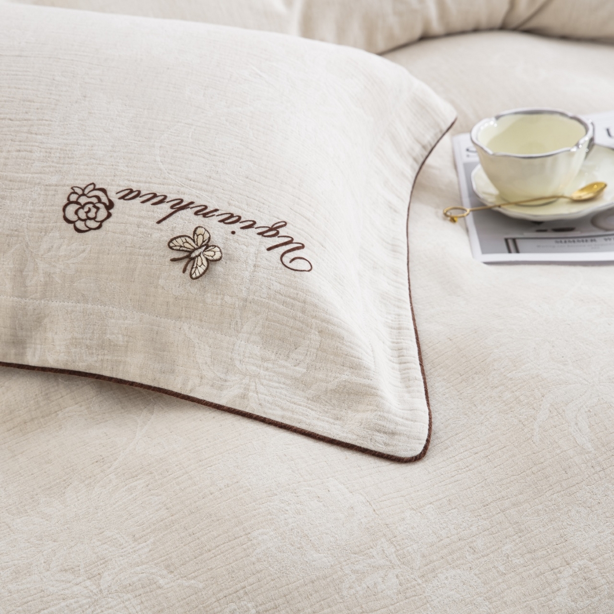 91家纺网 家纺一手货源 找家纺 （总）仰望棉麻双层纱供应链 2026新款棉麻滚绳工艺款四件套-蒂花之绣-蝶