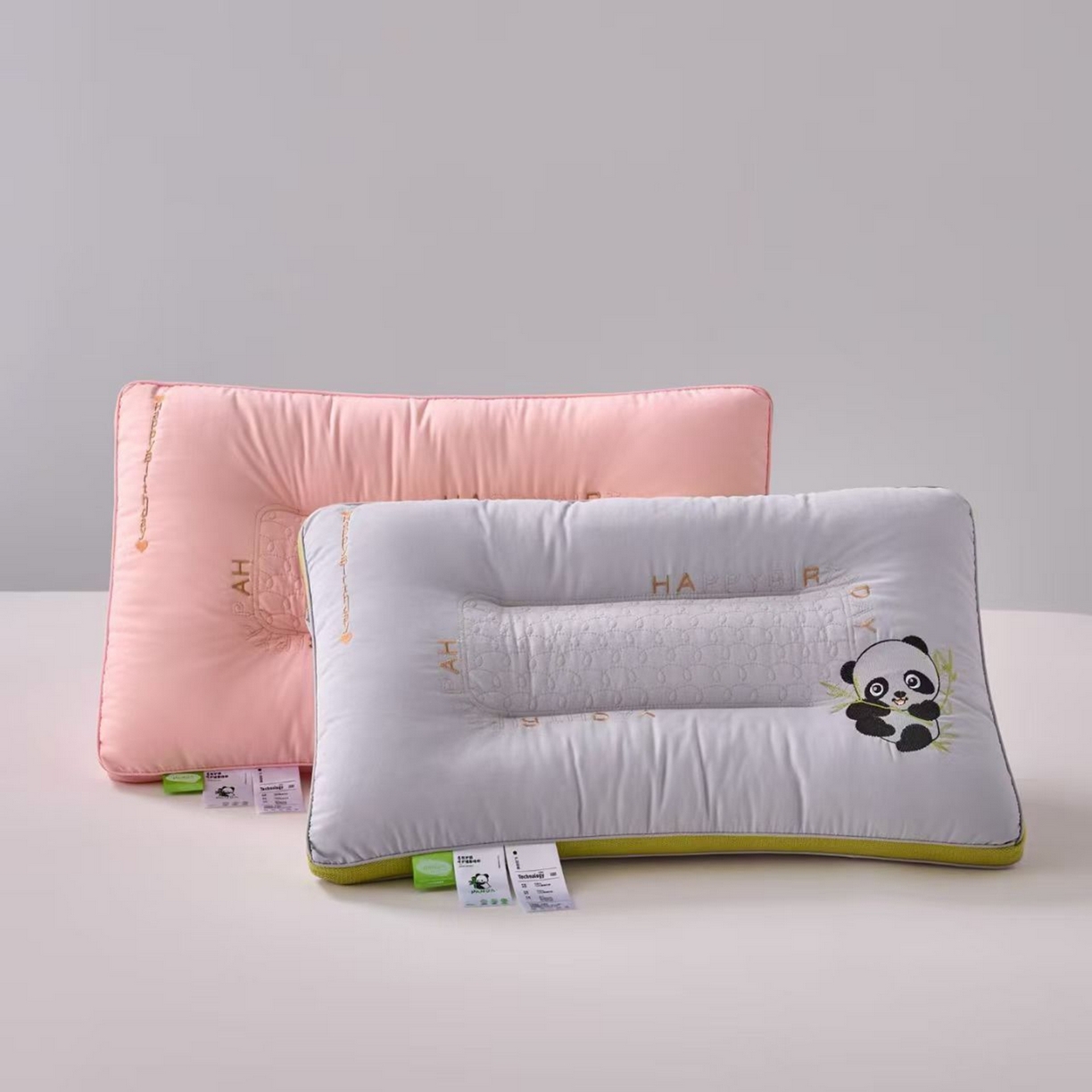 91家纺网 家纺一手货源 找家纺 （总）剑桥枕业 2025新款熊猫清爽安睡枕芯定型护颈羽丝绒枕头中高枕芯