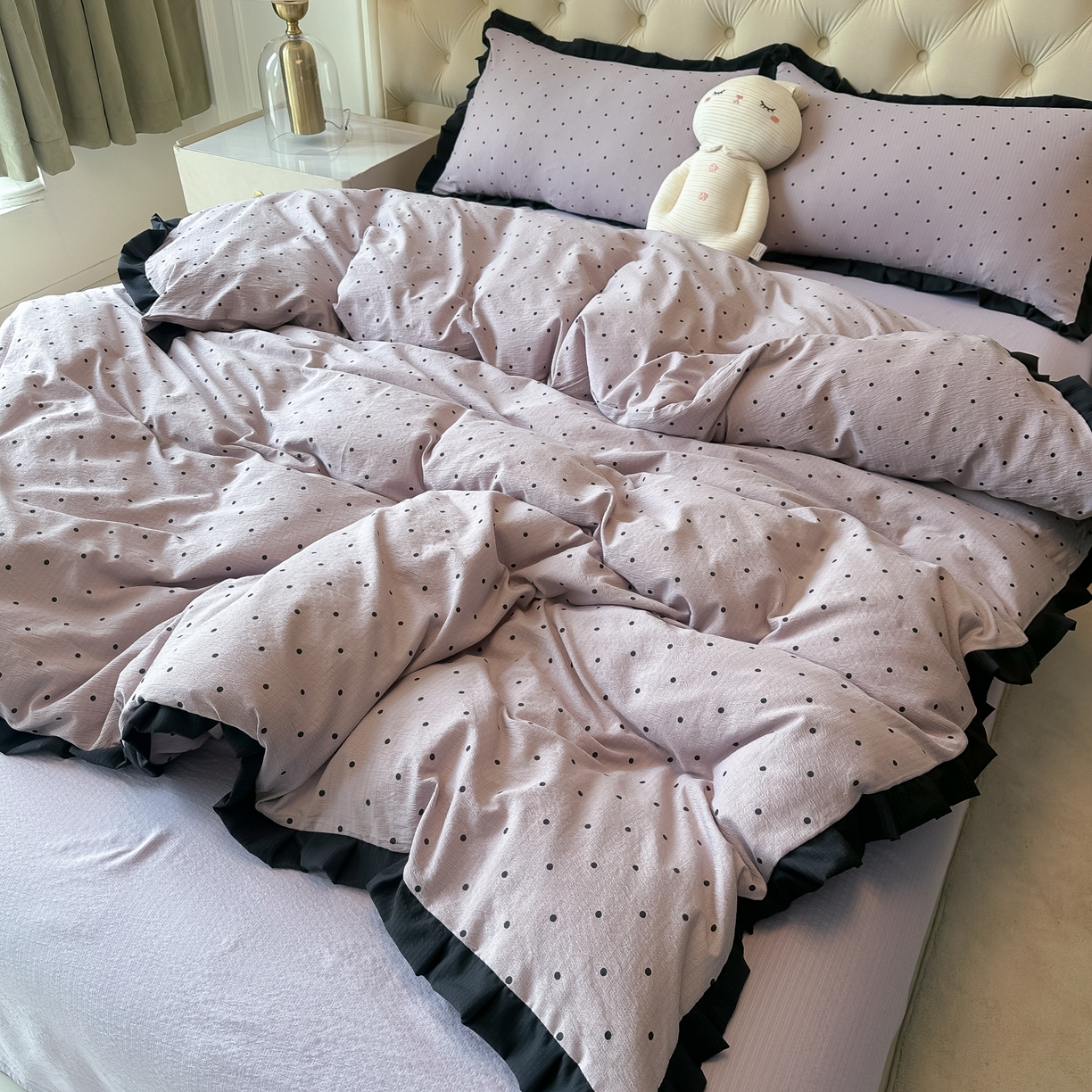 韩巢家纺 2026新款黑色花边款四件套 黑丁香紫波点【黑皱皱花边款】