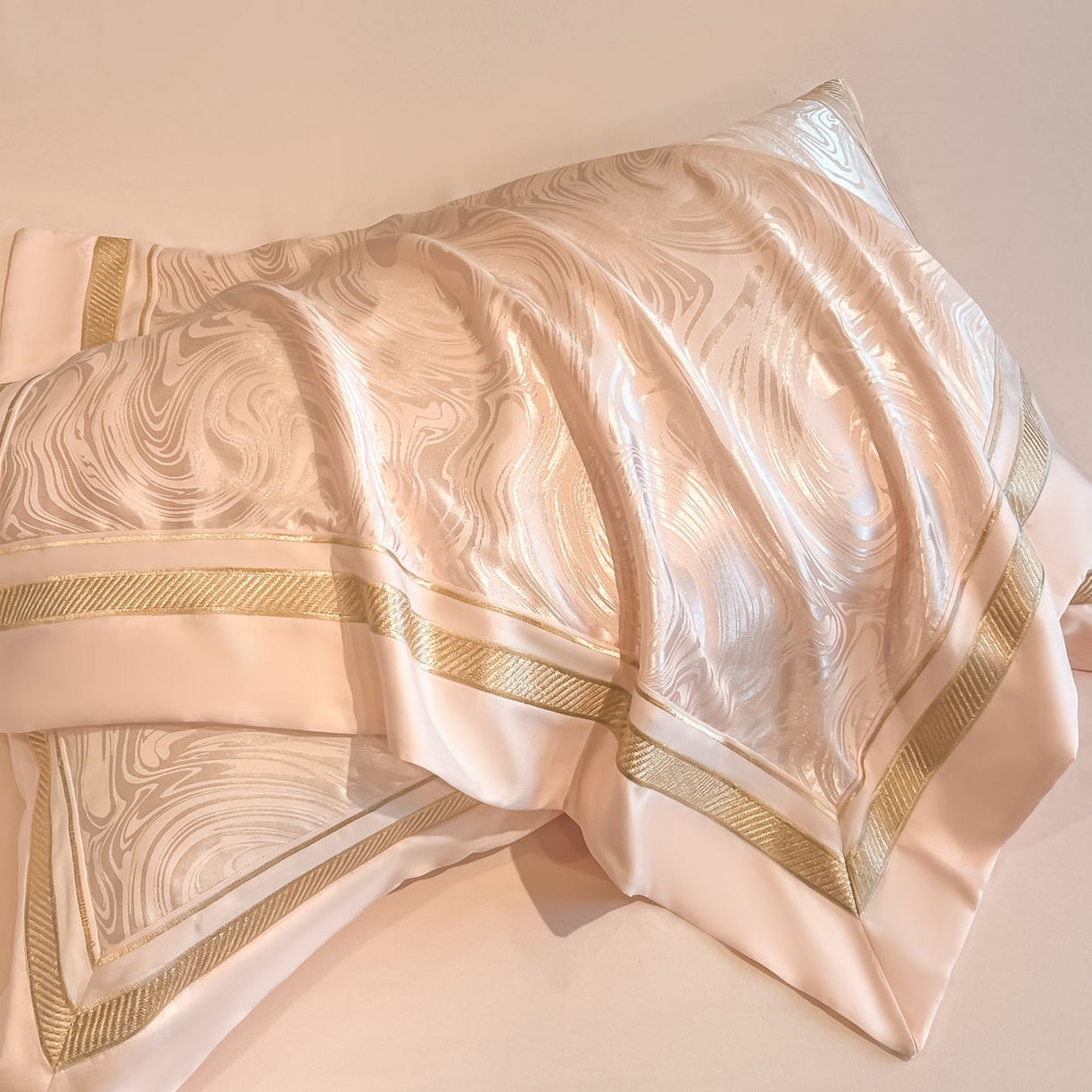 91家纺网 家纺一手货源 找家纺 （总）博纳家纺 2026新款高端色织提花拼角绣花宽边亲肤棉四件套海韵系列