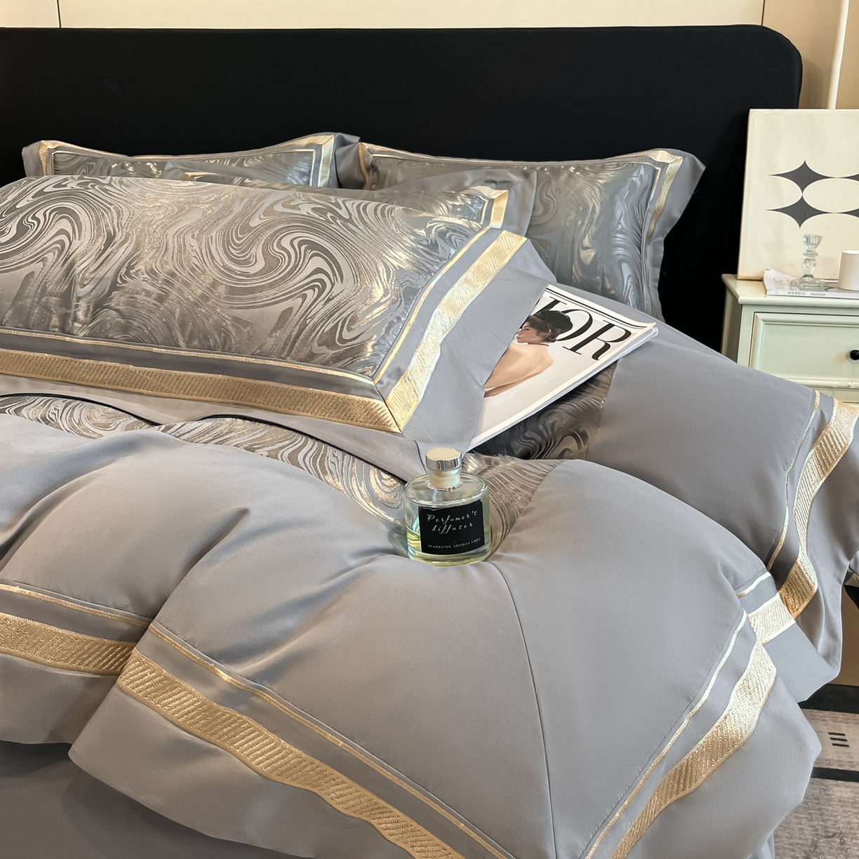 91家纺网 家纺一手货源 找家纺 博纳家纺 2026新款高端色织提花拼角绣花宽边亲肤棉四件套海韵系列 海韵-绅士灰