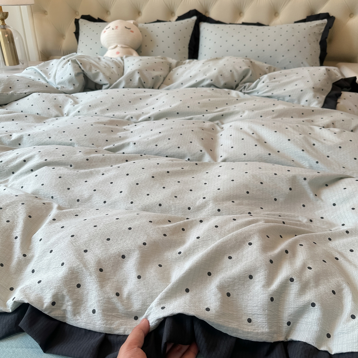 91家纺网 家纺一手货源 找家纺 韩巢家纺 2026新款黑色花边款四件套 蓝灰波点【黑皱皱花边款】