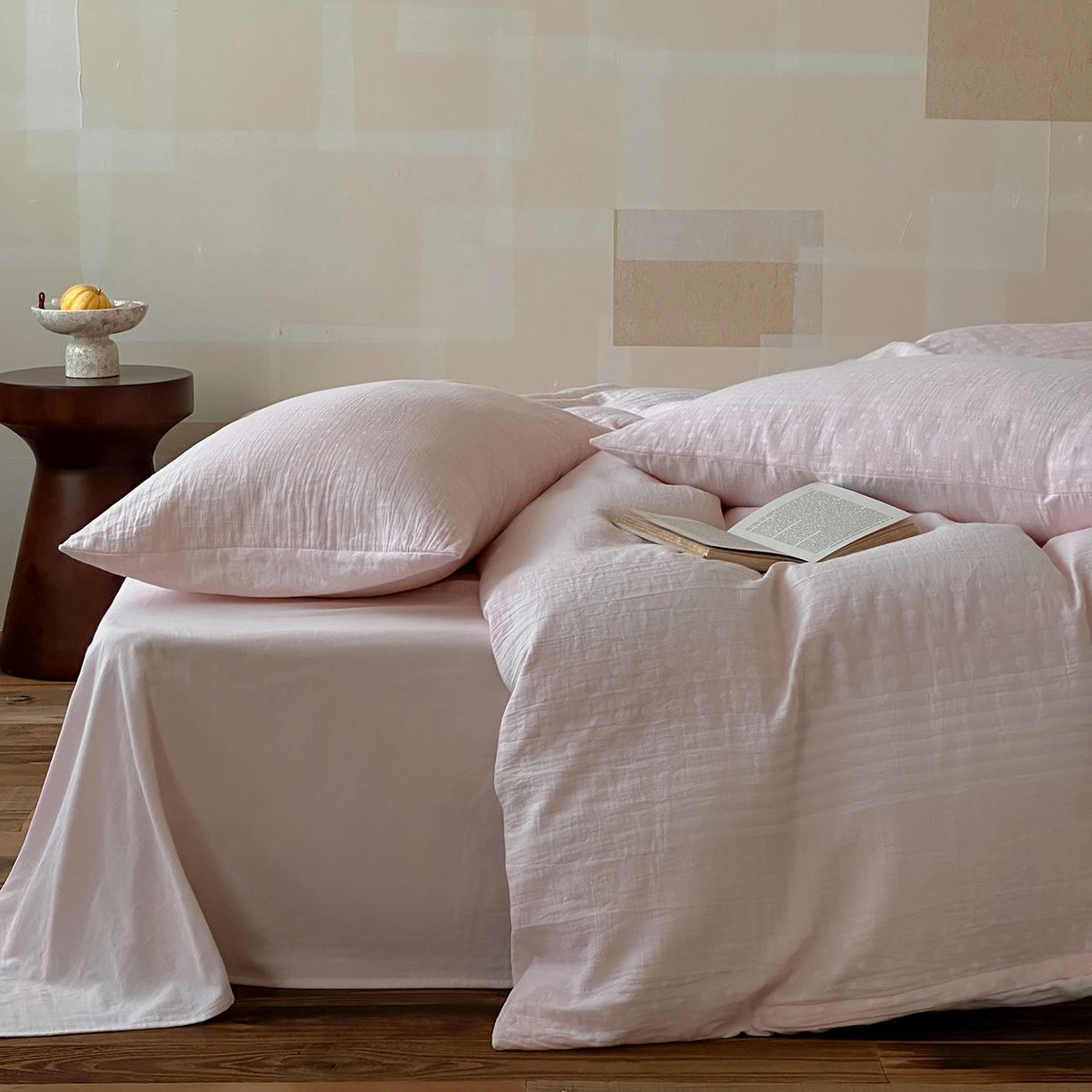 91家纺网 家纺一手货源 找家纺 云上 2026春季新款双层纱色织大提花四件套-日耳曼系列 日耳曼-粉