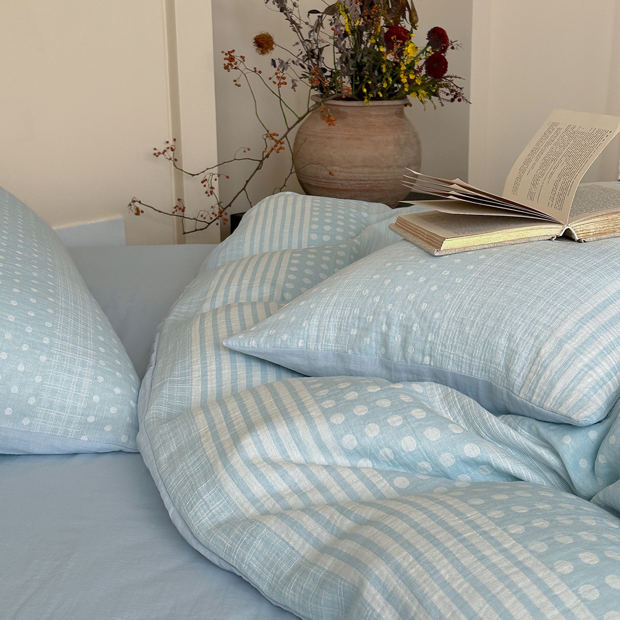 91家纺网 家纺一手货源 找家纺 云上 2026春季新款双层纱色织大提花四件套-日耳曼系列 日耳曼-蓝