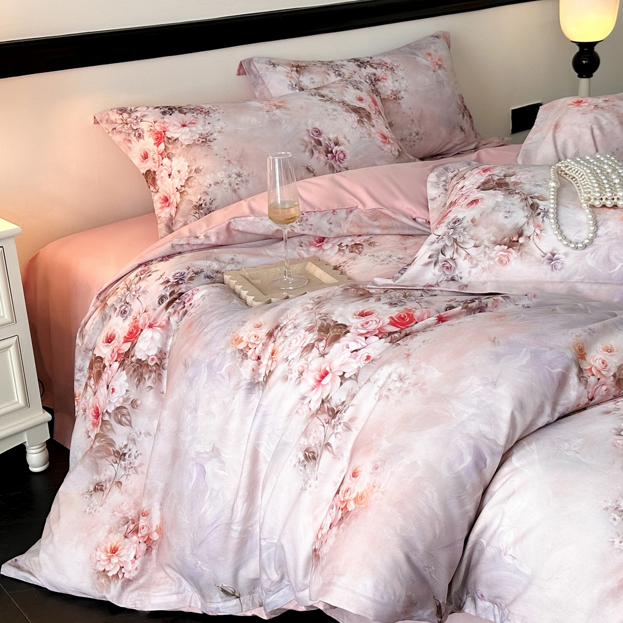 91家纺网 家纺一手货源 找家纺 金鑫汇家纺 2026新款全棉高端数码印花四件套 轻梦花海-粉