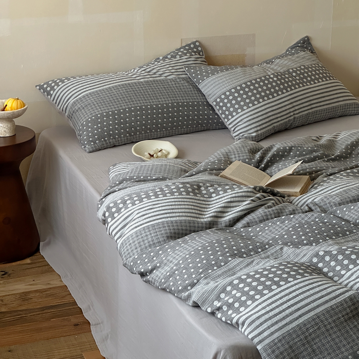 91家纺网 家纺一手货源 找家纺 云上 2026春季新款双层纱色织大提花四件套-日耳曼系列 日耳曼-灰