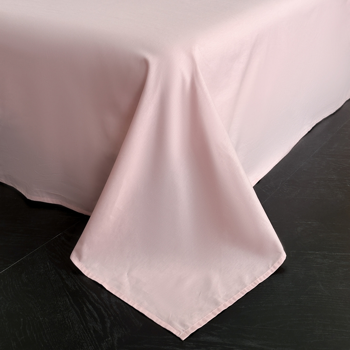 91家纺网 家纺一手货源 找家纺 金鑫汇家纺 2026新款全棉高端数码印花四件套 轻梦花海-粉