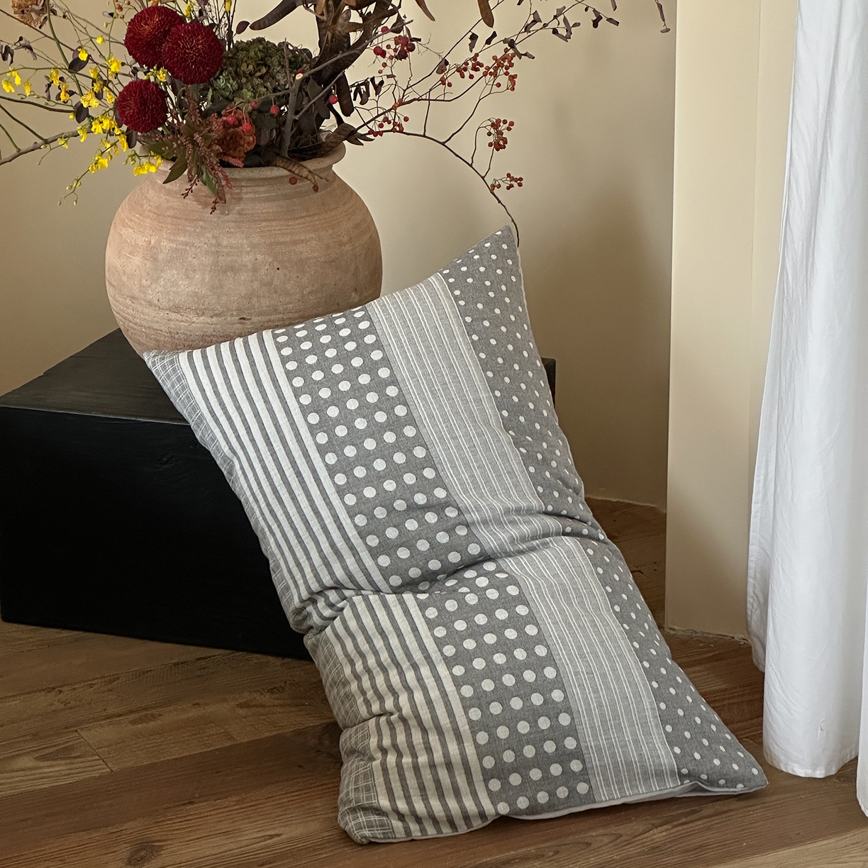 91家纺网 家纺一手货源 找家纺 云上 2026春季新款双层纱色织大提花四件套-日耳曼系列 日耳曼-灰