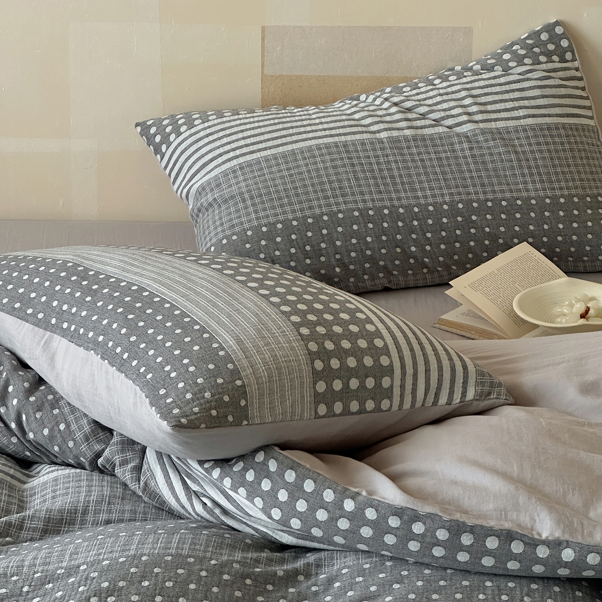 91家纺网 家纺一手货源 找家纺 云上 2026春季新款双层纱色织大提花四件套-日耳曼系列 日耳曼-灰