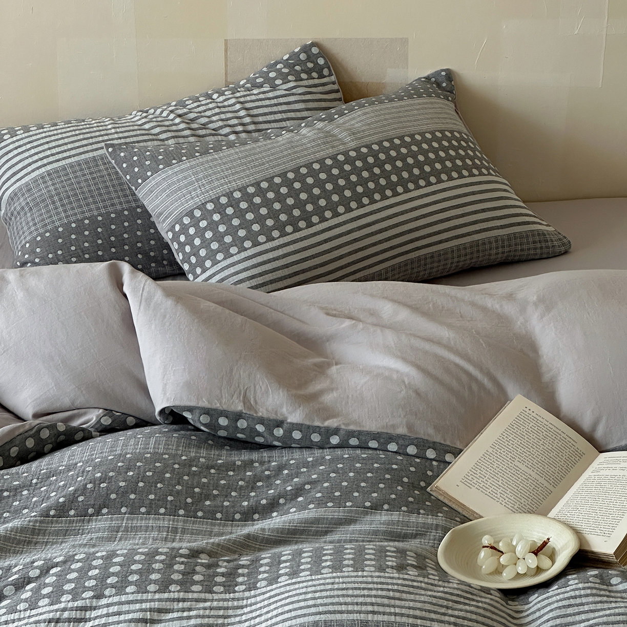 91家纺网 家纺一手货源 找家纺 云上 2026春季新款双层纱色织大提花四件套-日耳曼系列 日耳曼-灰