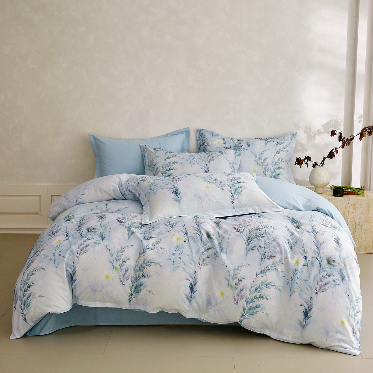 91家纺网 家纺一手货源 找家纺 金鑫汇家纺 2026新款全棉高端数码印花四件套 幽兰生香-蓝