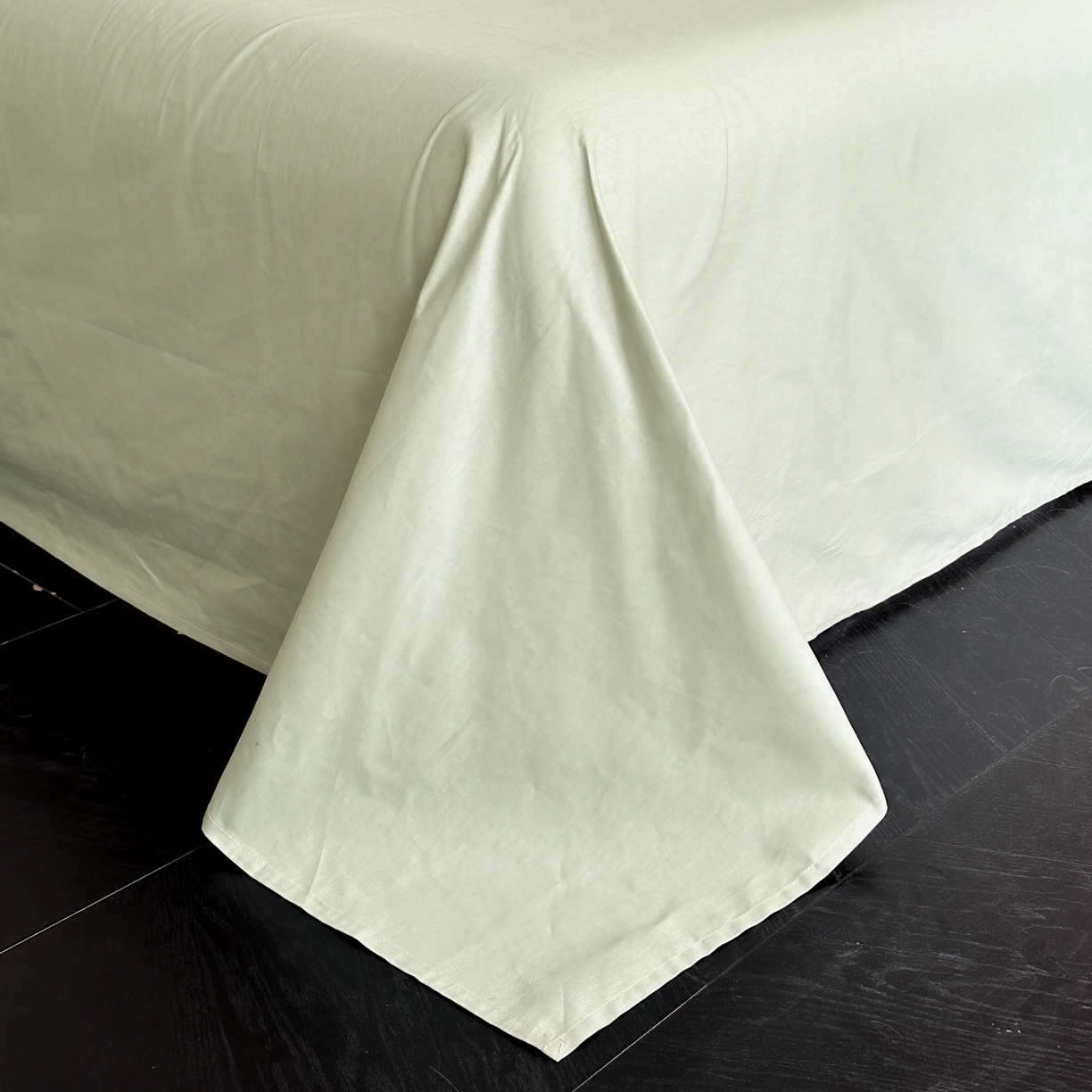 91家纺网 家纺一手货源 找家纺 金鑫汇家纺 2026新款全棉高端数码印花四件套 幽兰生香-绿