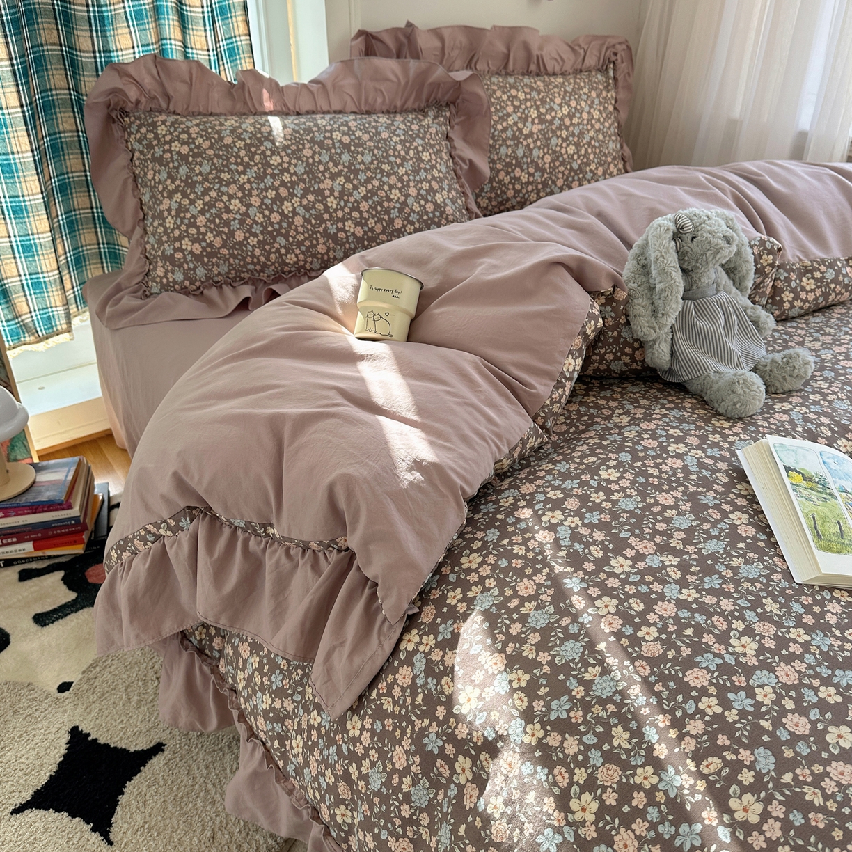 91家纺网 家纺一手货源 找家纺 凯洛奇 2026新款A类仿棉四件套古法水洗棉法式工艺花边套件（提供买家秀）浪漫花海