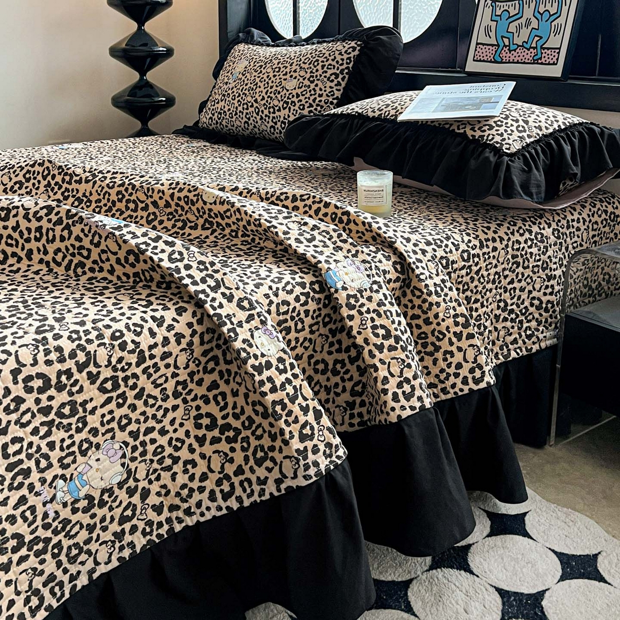 91家纺网 家纺一手货源 找家纺 富米莱单品馆 2026新款法式赫本风大花边A类古法仿棉云感纱单品床盖 豹纹猫咪