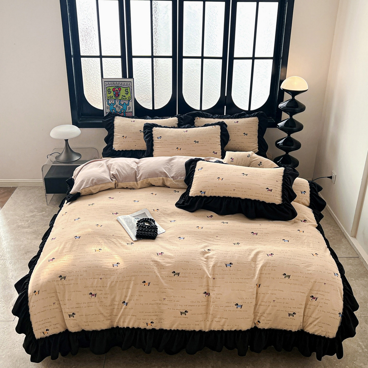 91家纺网 家纺一手货源 找家纺 富米莱单品馆 2026新款法式赫本风大花边A类古法仿棉云感纱单品床盖 狗狗家族