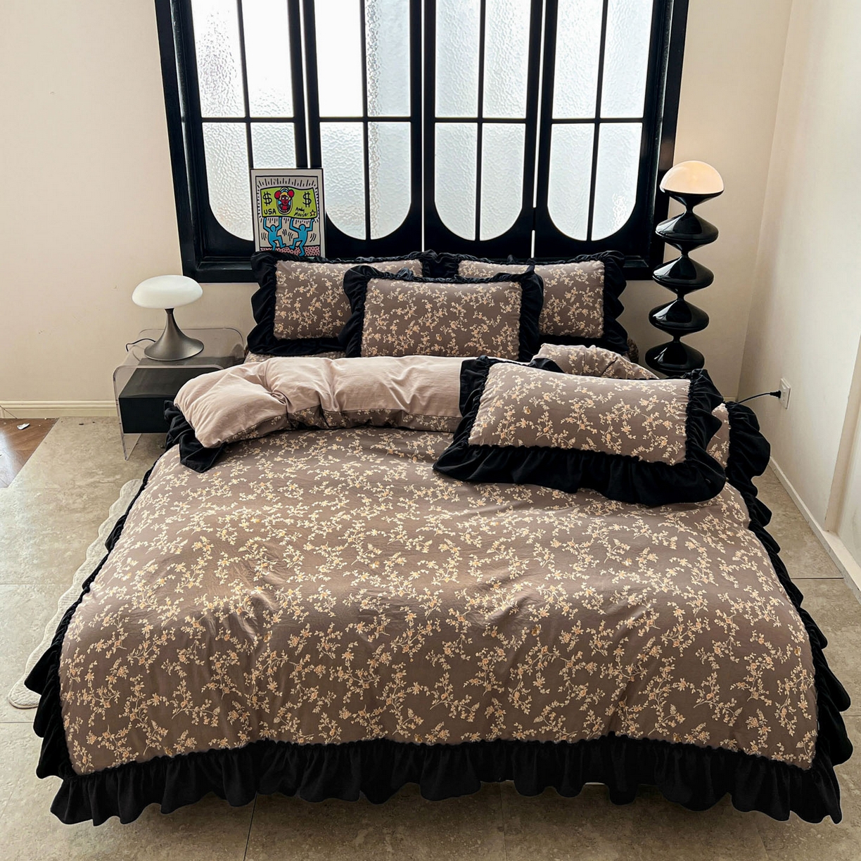 91家纺网 家纺一手货源 找家纺 富米莱单品馆 2026新款法式赫本风大花边A类古法仿棉云感纱单品床盖 花影浅吟